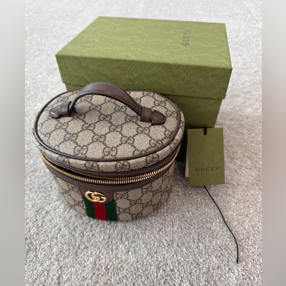 Gucci cosmetic pouch made in Italy
